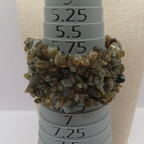 Labradorite Chip Wide Stretch Bracelet - Picture 1 of 4